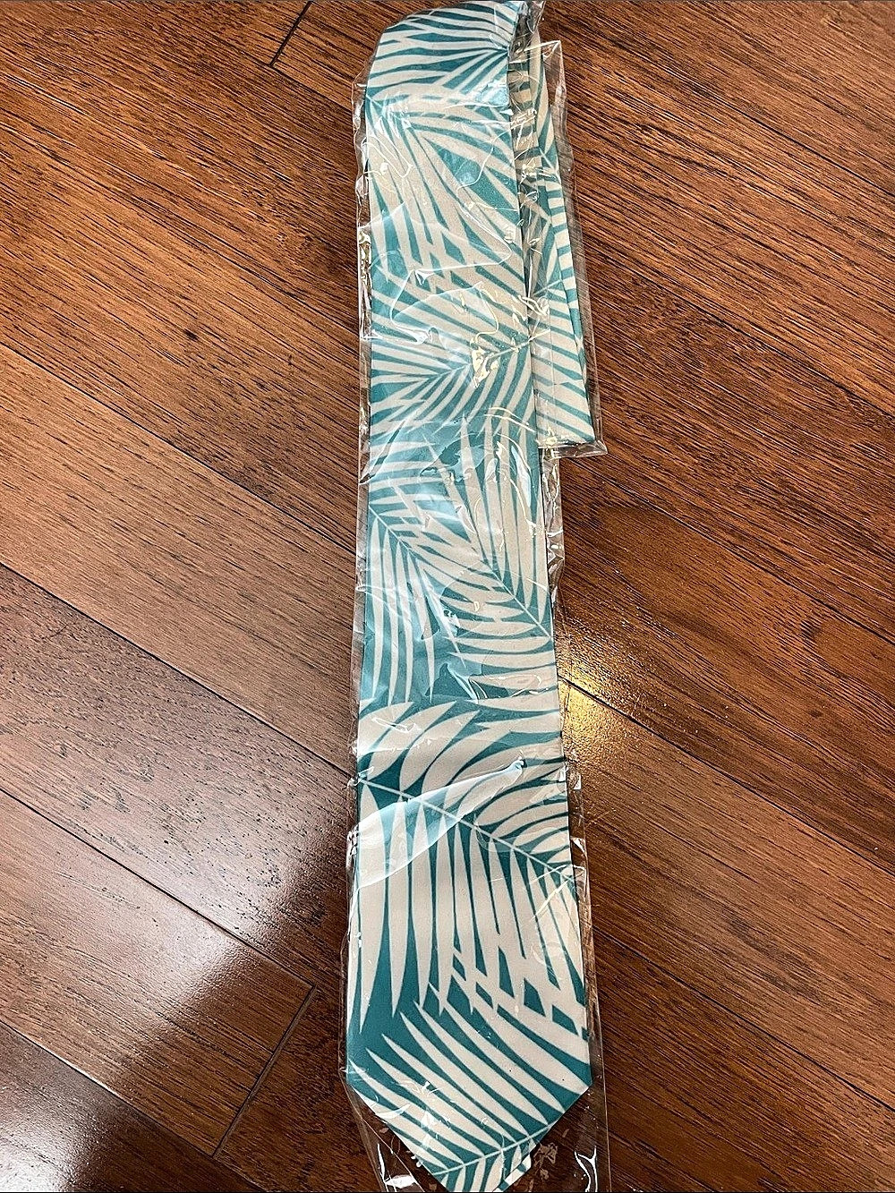 Turquoise Blue & White Island Tropical Patterned Tie - New